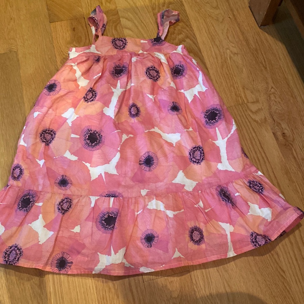 Precious pink girls dress
